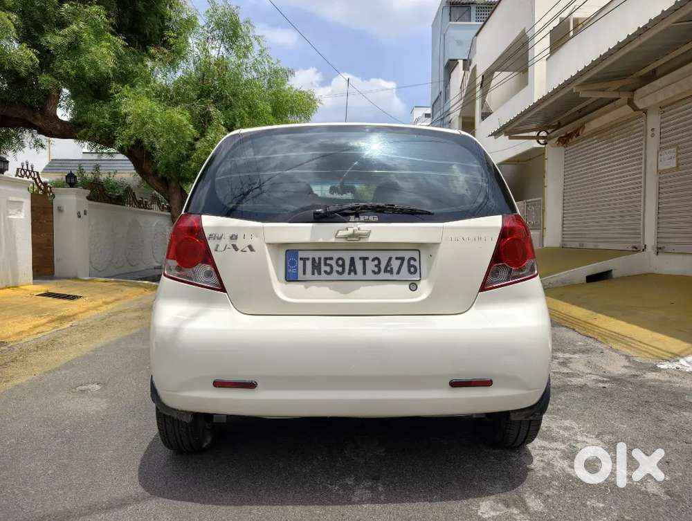 Chevrolet Aveo 2011 Petrol 97350 Km Driven