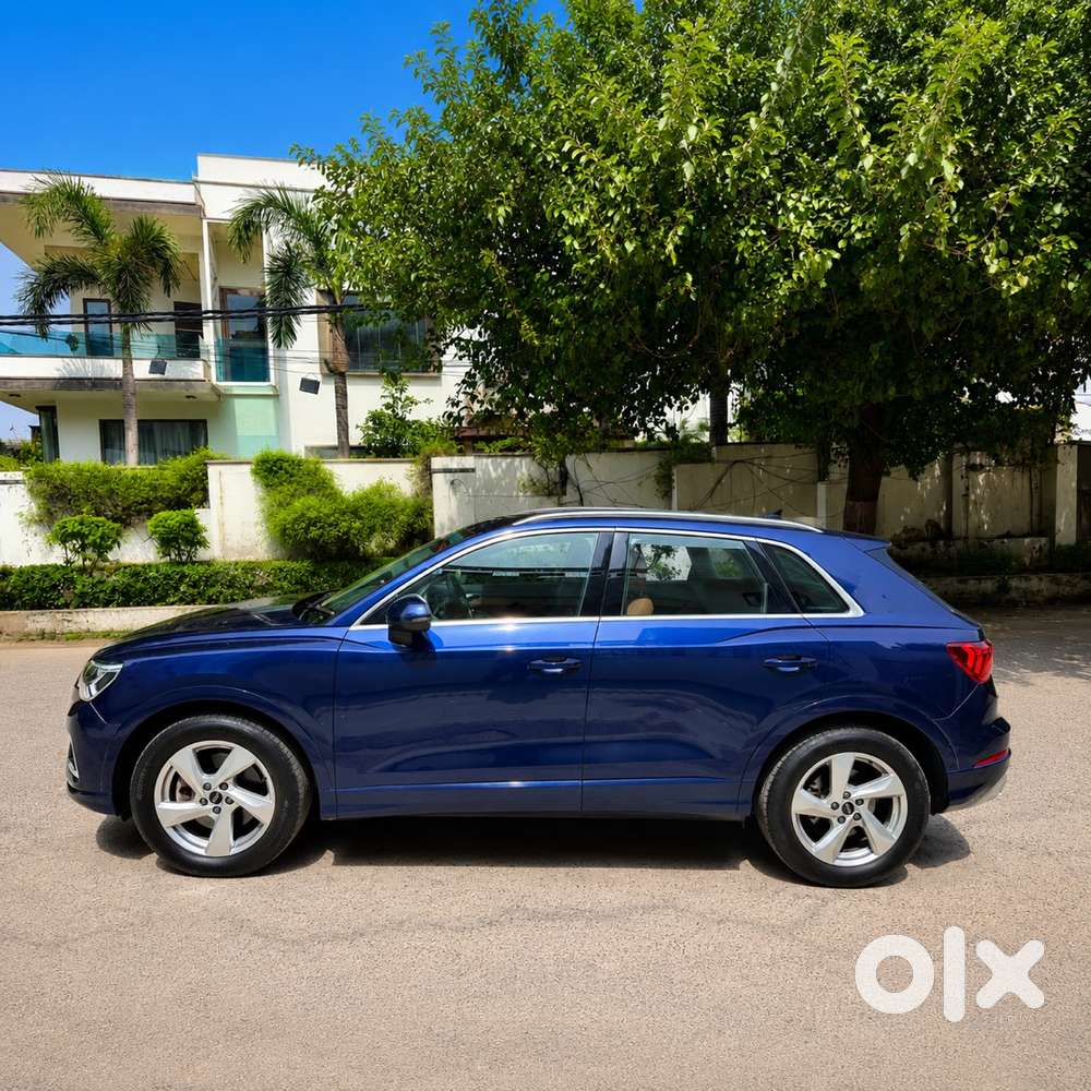 Audi Q3 2023 Model Petrol