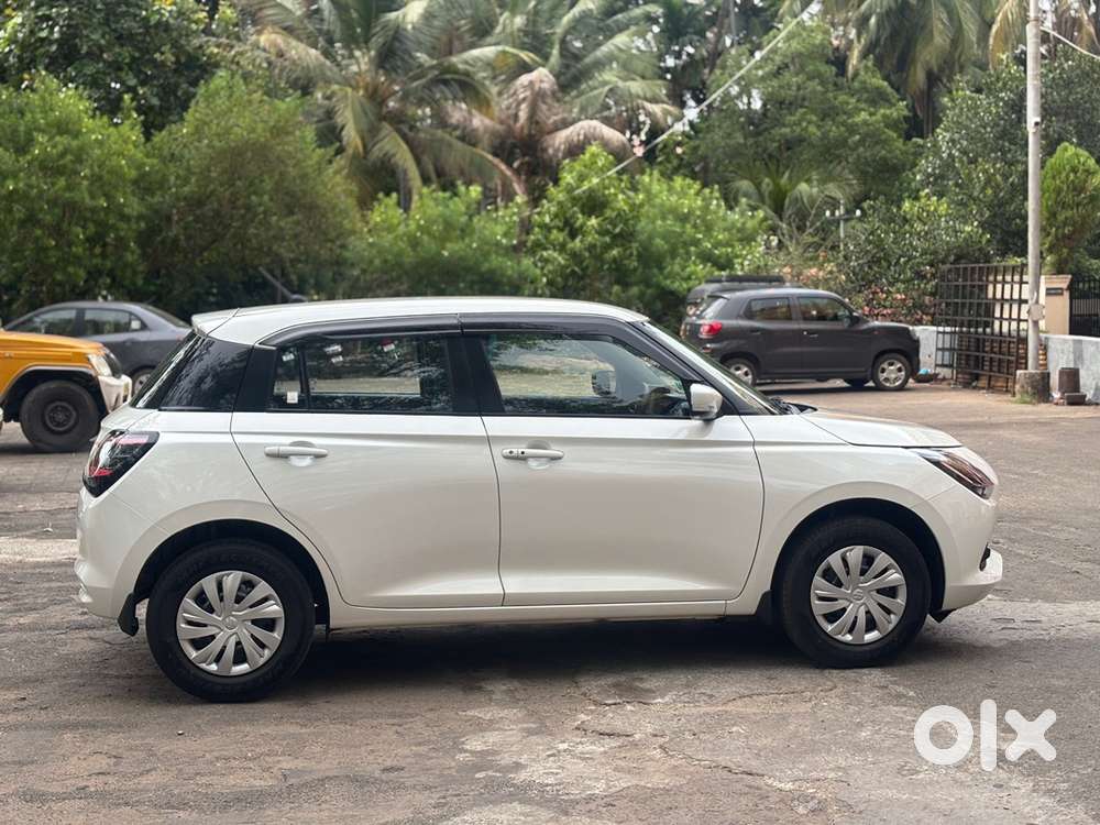 Maruti Suzuki Swift 2025 Petrol Well Maintained Lady Used