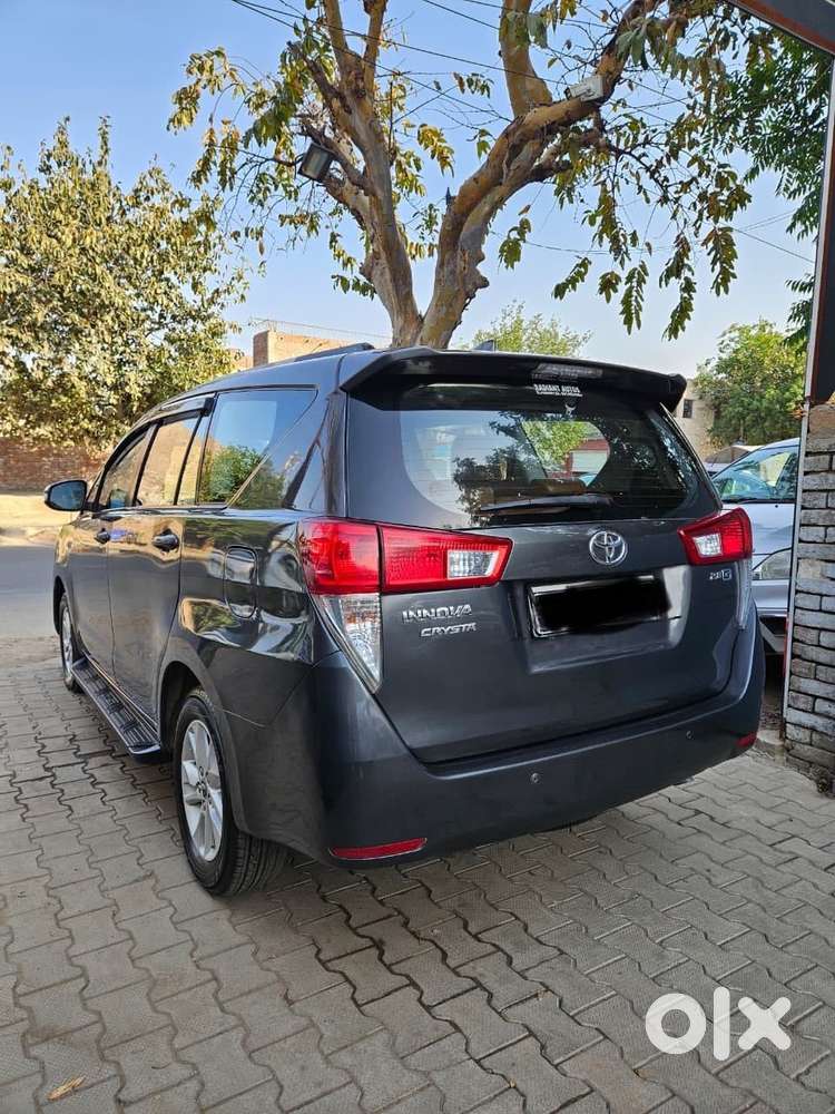 Toyota Innova Crysta 2.8 Gx At 7 Str, 2017, Diesel