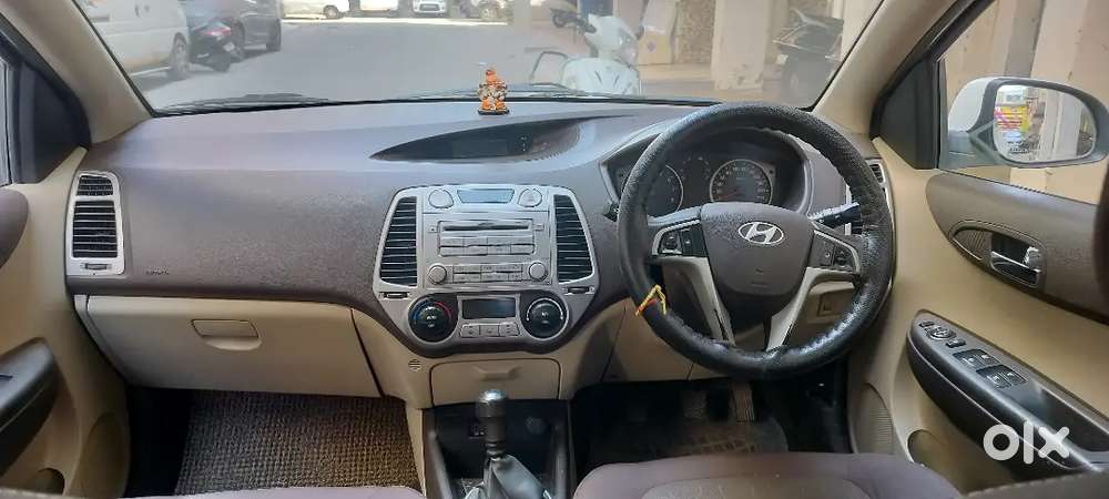 Hyundai I20 Asta 2011