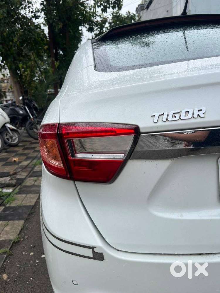 Tata Tigor Xz, 2017, Petrol