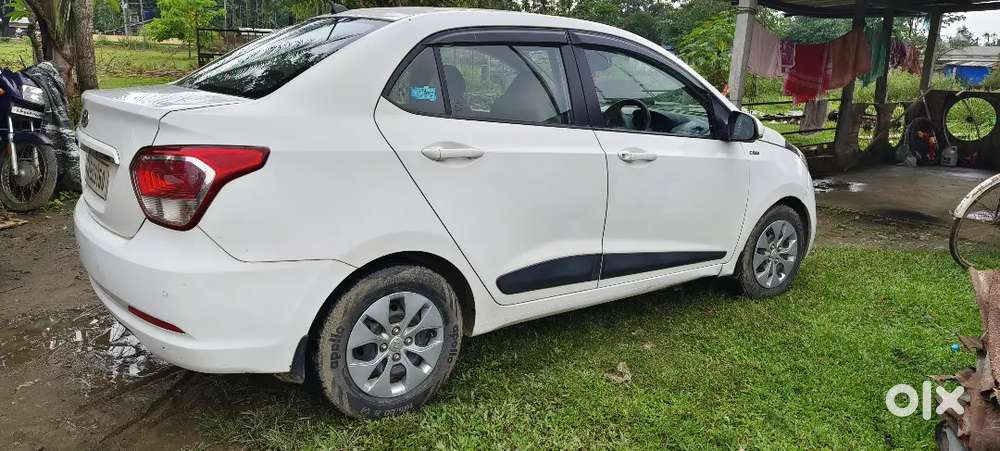 Hyundai Xcent 2016 Diesel 100000 Km Driven