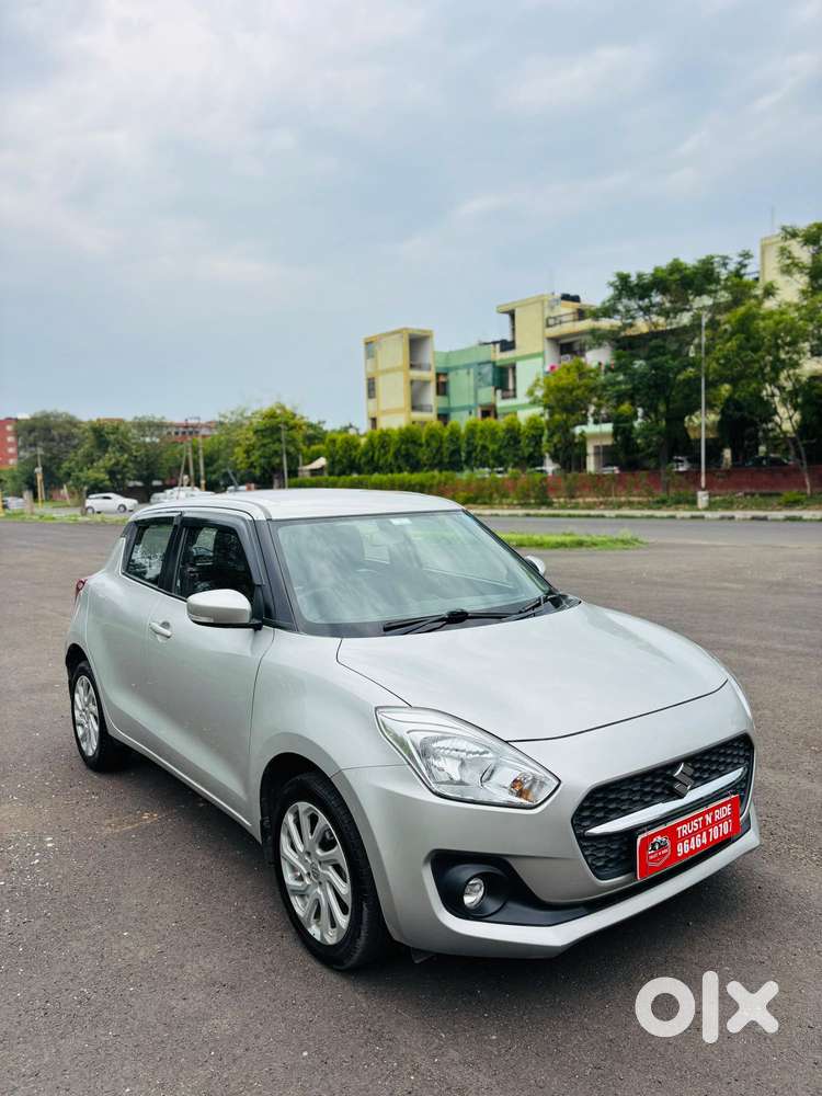 Maruti Suzuki Swift Vxi + Manual, 2022, Petrol