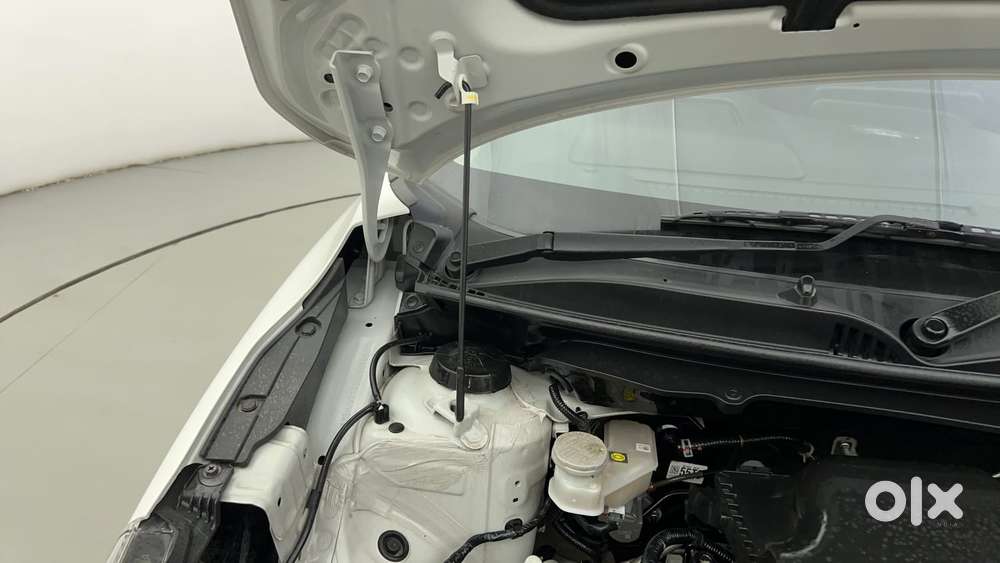 Toyota Glanza 1.2 V Amt, 2025, Petrol
