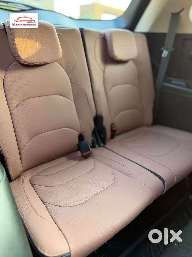 Mg Hector Plus Sharp Pro 1.5 Turbo Petrol Cvt 7 Str, 2025, Petrol