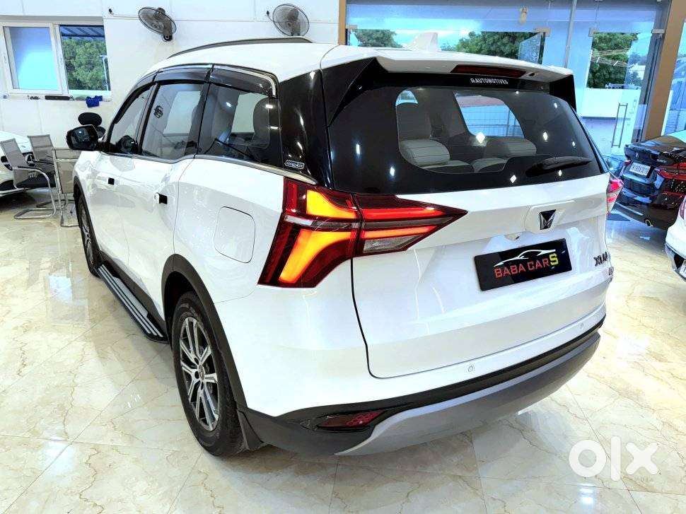 Mahindra Xuv700 2.2 Ax 7 Diesel At Luxury Pack Str Awd, 2023, Diesel