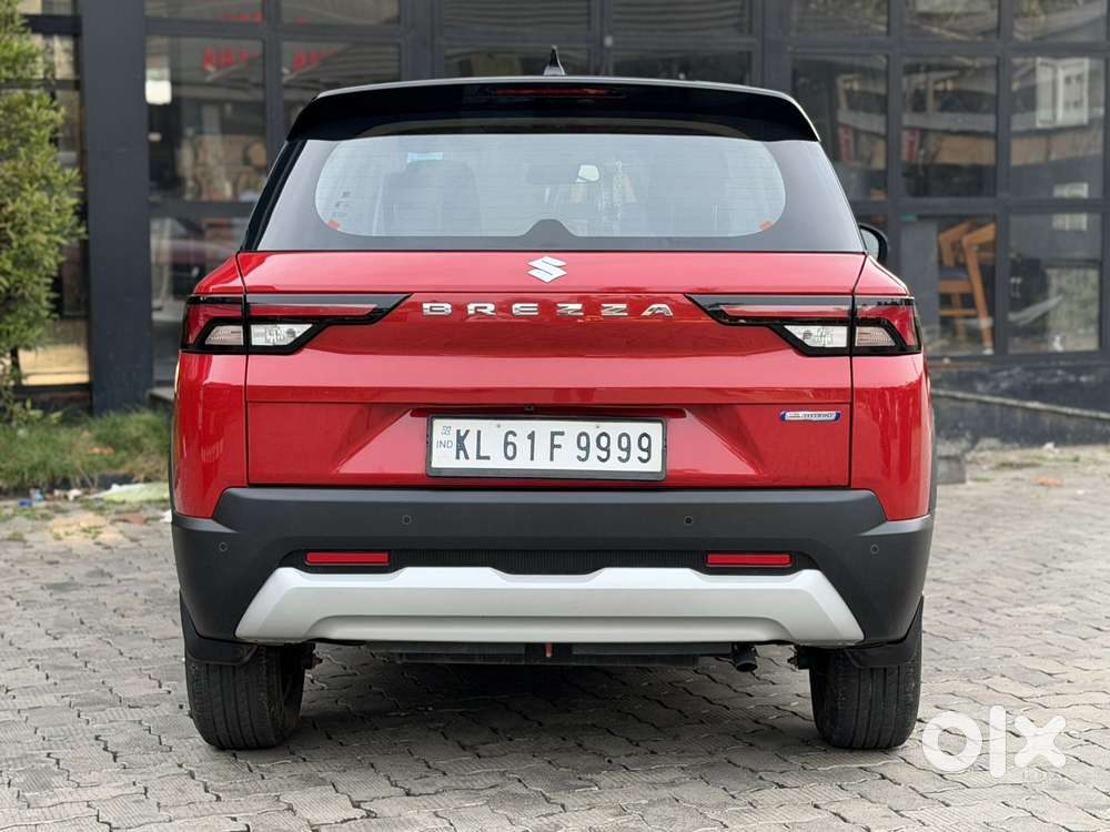 Maruti Suzuki Brezza 1.5 Vxi Smart Hybrid, 2023, Petrol