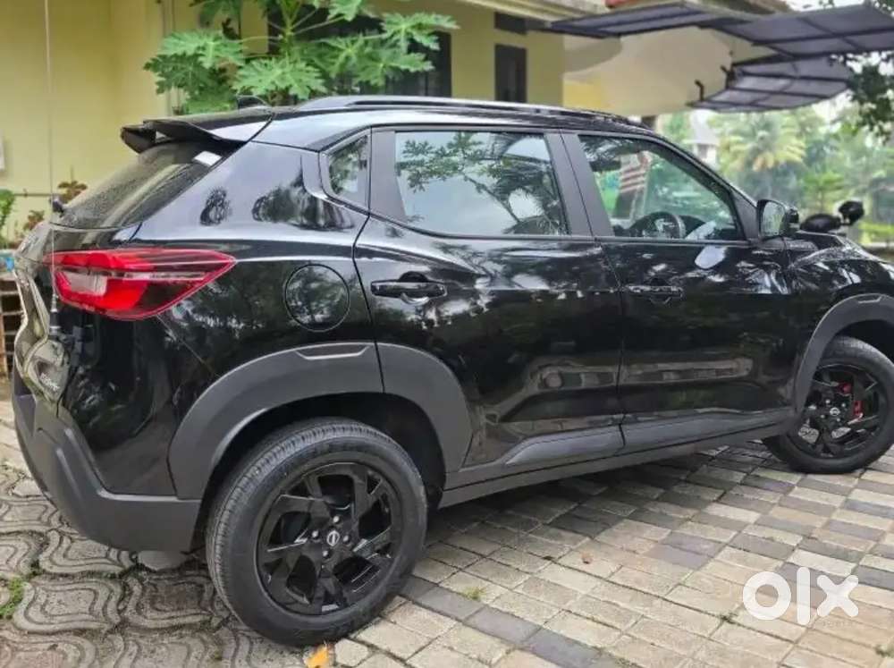 Nissan Magnite Kuro Edition Automatic