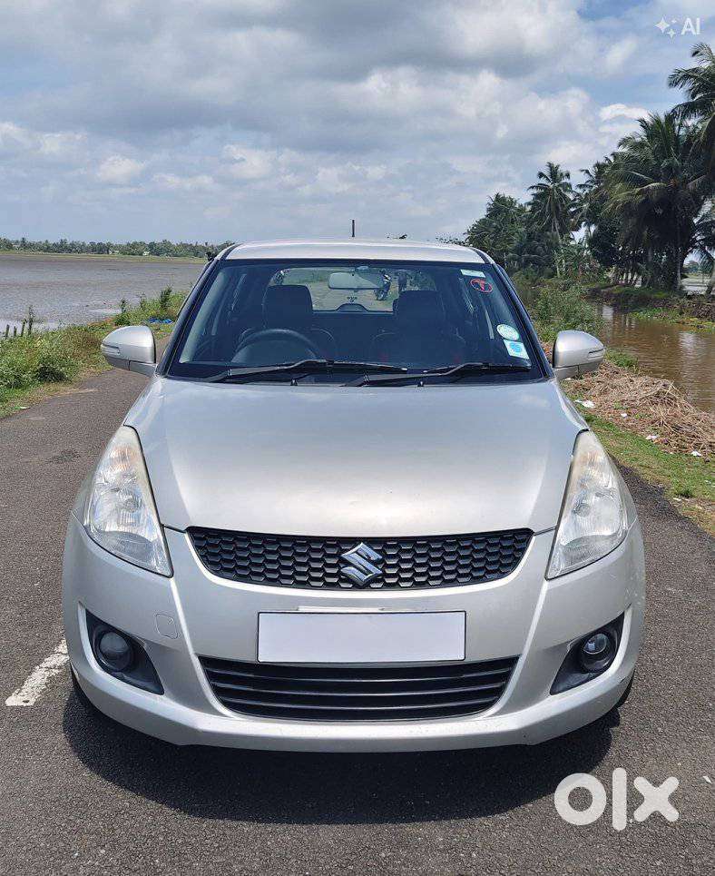 Maruti Suzuki Swift Vxi 1.2 Abs Bs-iv, 2014, Petrol