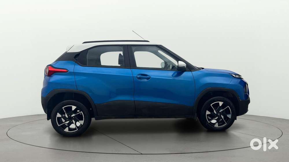 Tata Punch 1.2 Revotron Creative AMT Dual Tone, 2023, Petrol