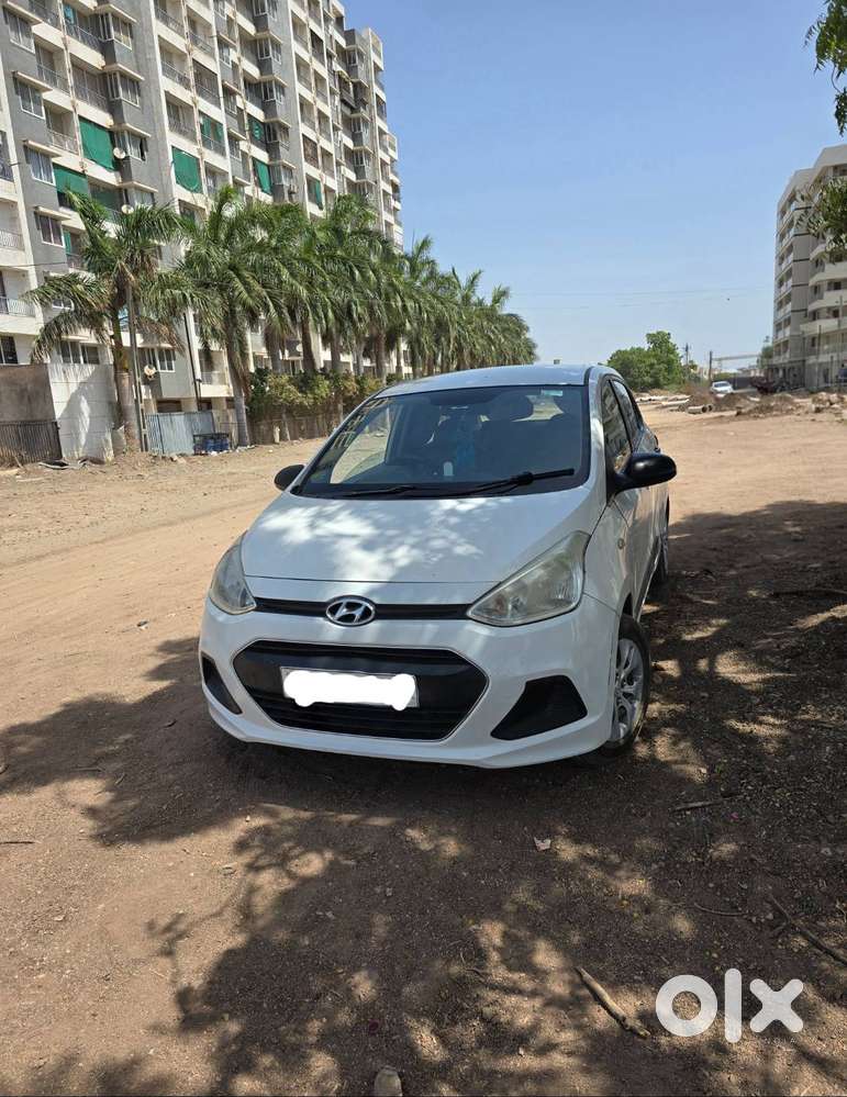 Hyundai Xcent 2016 Diesel (manual) - Well Maintained