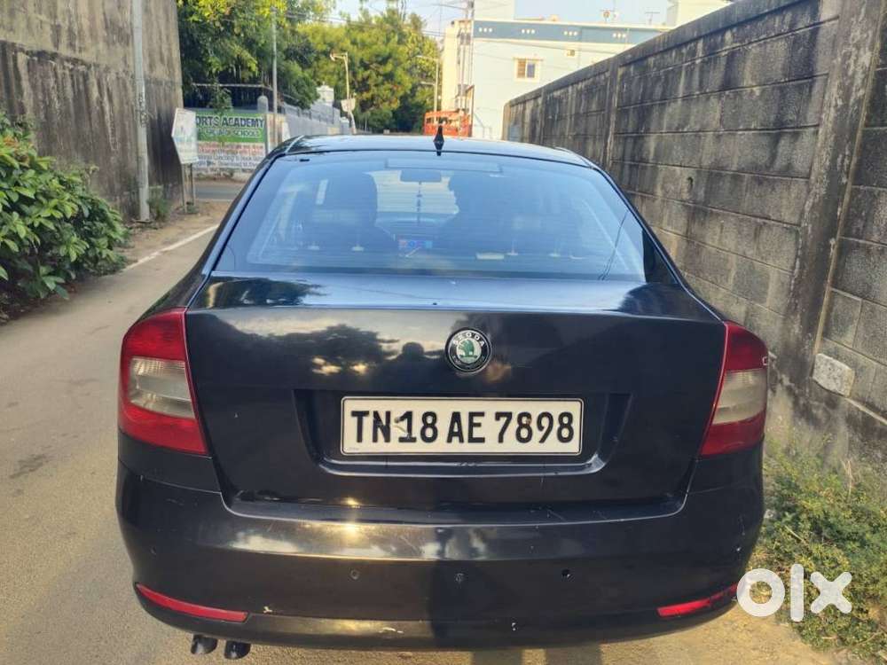 Skoda Laura 1.9 Tdi Mt Ambiente, 2011, Diesel