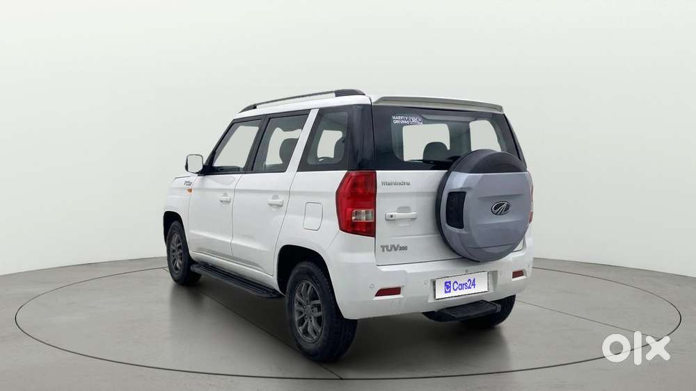 Mahindra Tuv 300 T10, 2018, Diesel