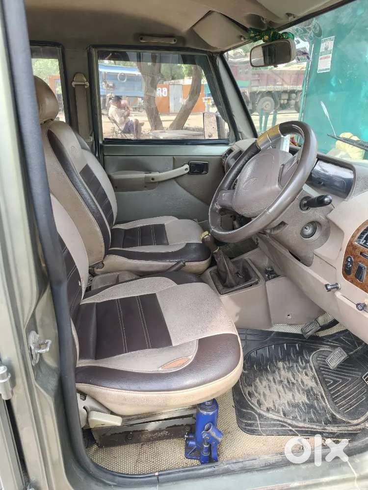 Mahindra Bolero 2011