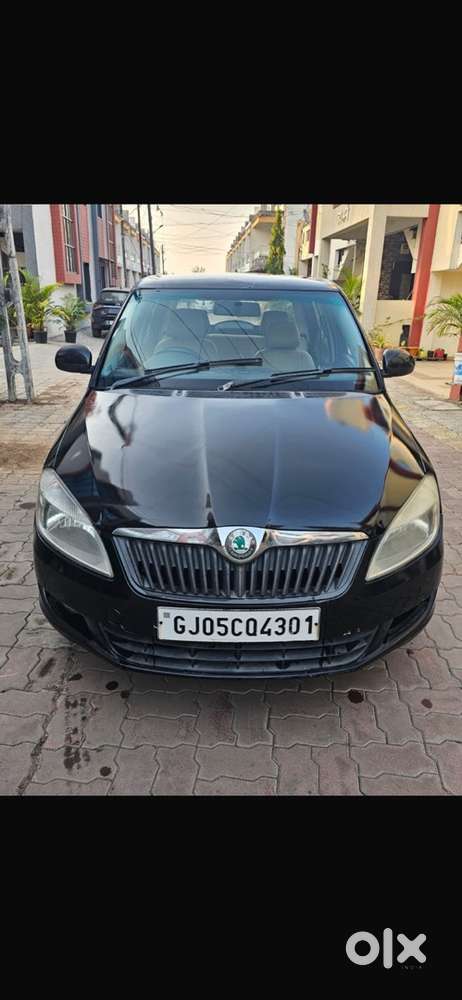 Skoda Fabia Petrol Manual 2011