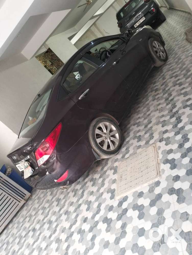 Hyundai Verna 2011 Petrol Well Maintained