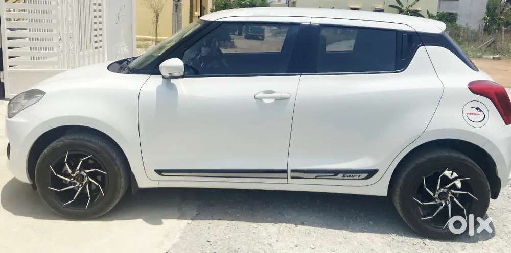 Maruti Suzuki Swift 2021