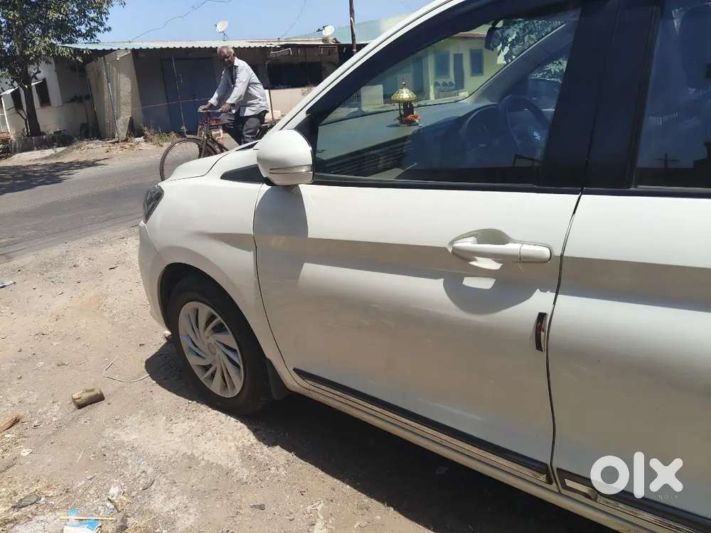 Maruti Suzuki Ertiga Vxi February 2024 Model