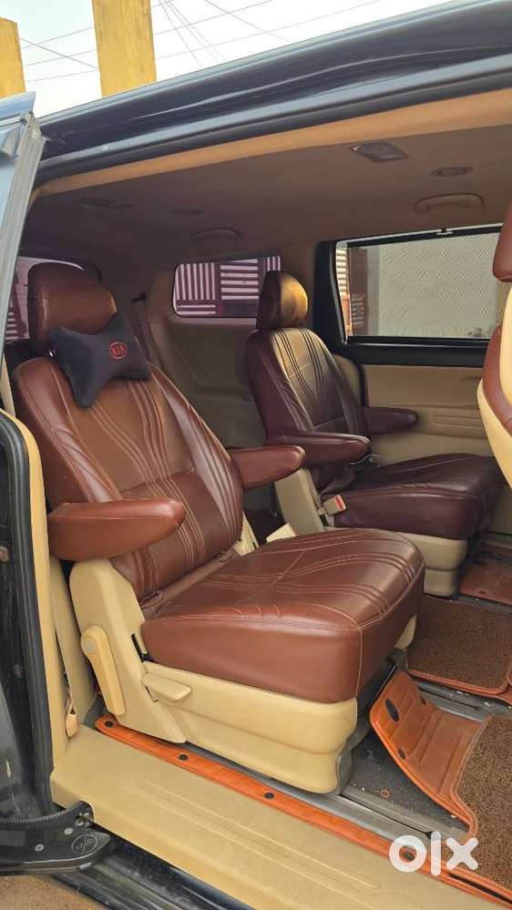 Kia Carnival Premium, 2021, Diesel