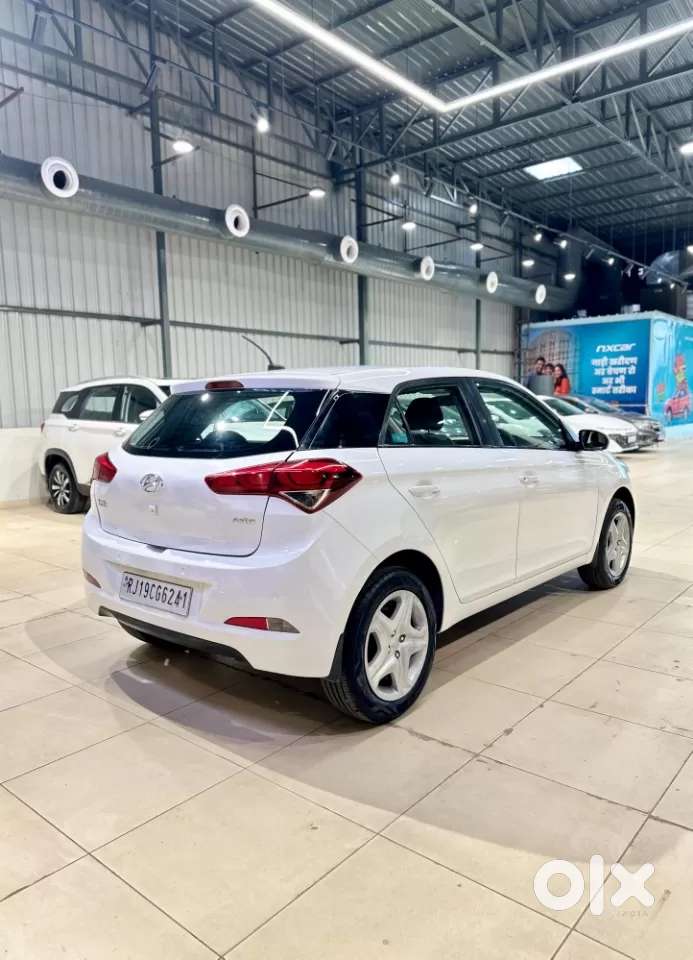Hyundai Elite I20 Asta Option, 2017, Petrol