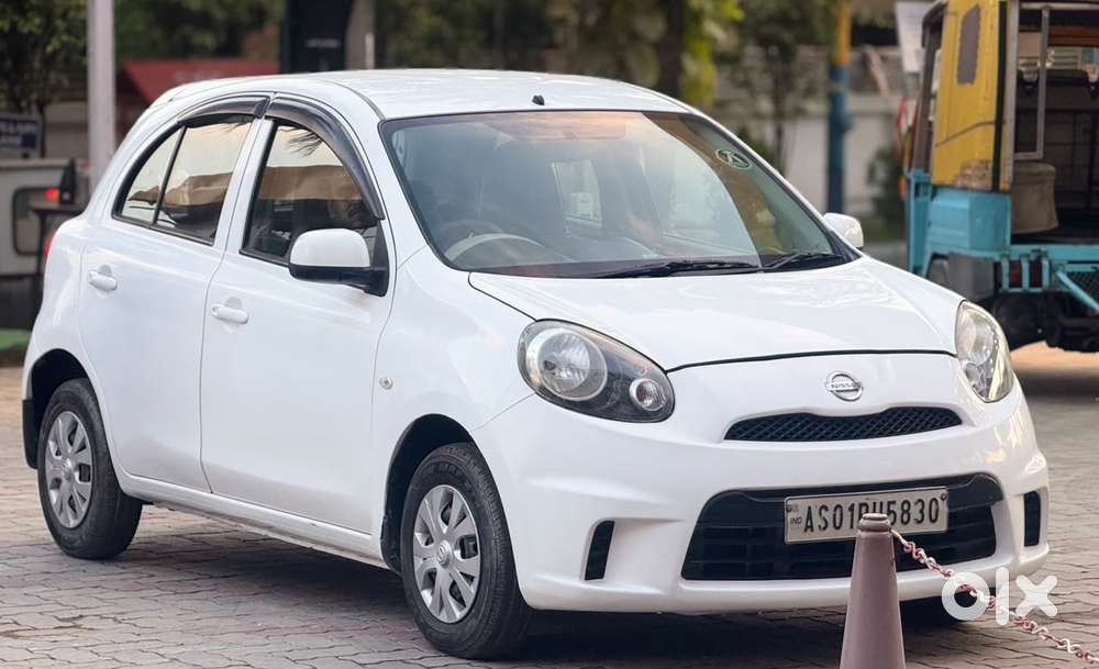 Nissan Micra Active Xv, 2015, Petrol