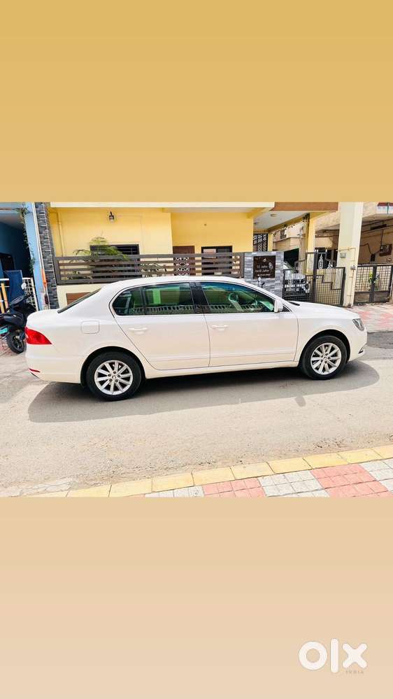 Skoda Superb 2013-2015 Elegance 2.0 Tdi Cr At, 2014, Diesel