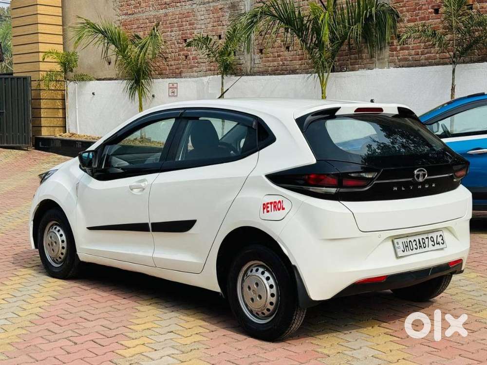 Tata Altroz 1.2 Xm Plus, 2020, Petrol