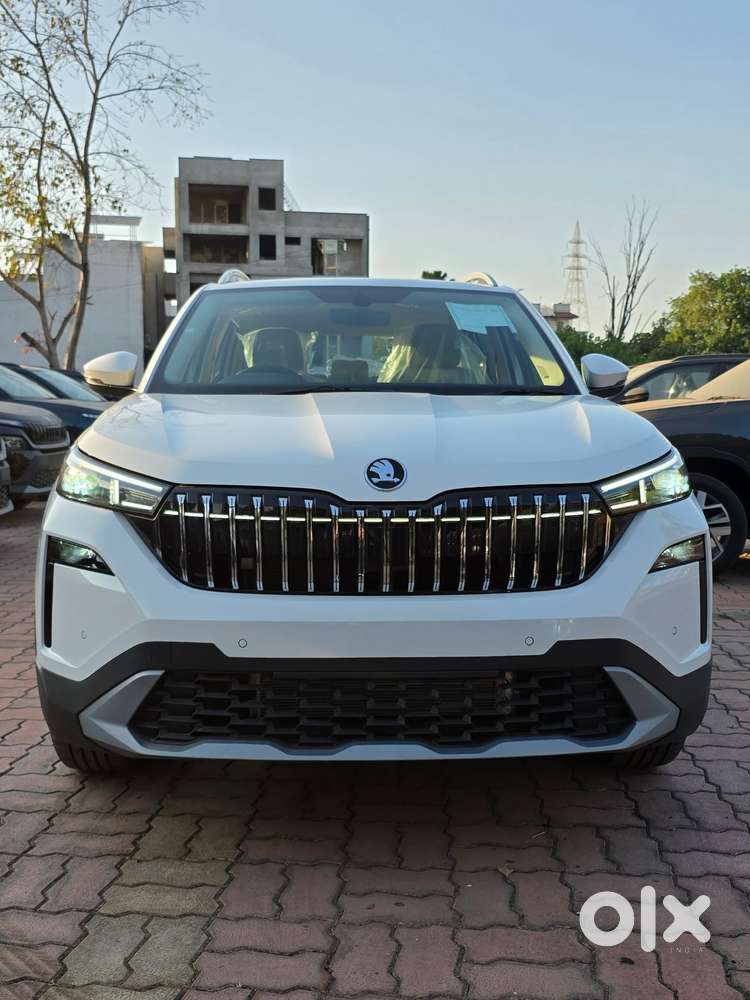 Skoda Kushaq 1.0 Tsi Style At (6 Airbags), 2026, Petrol