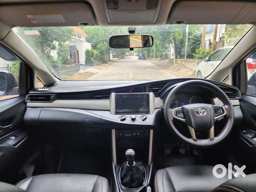 Toyota Innova Crysta 2.4 G Mt 8s, 2016, Diesel