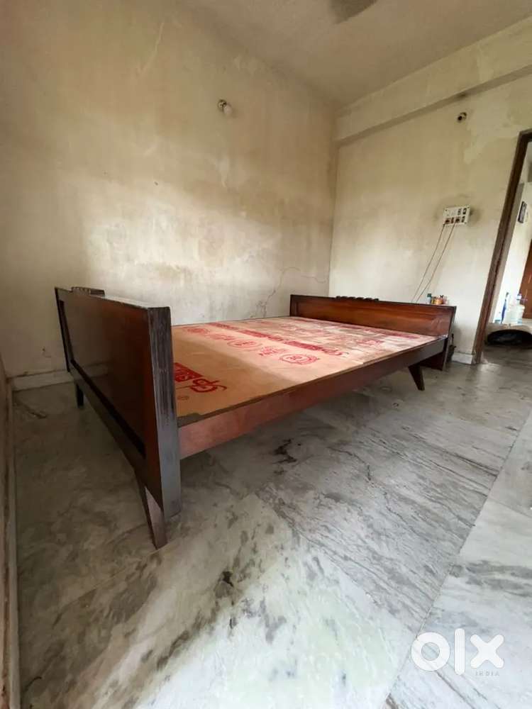 I want to sell my bed