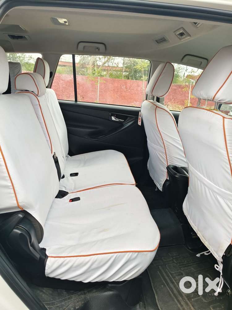 Toyota Innova Crysta 2.4 G Mt 8s, 2023, Diesel