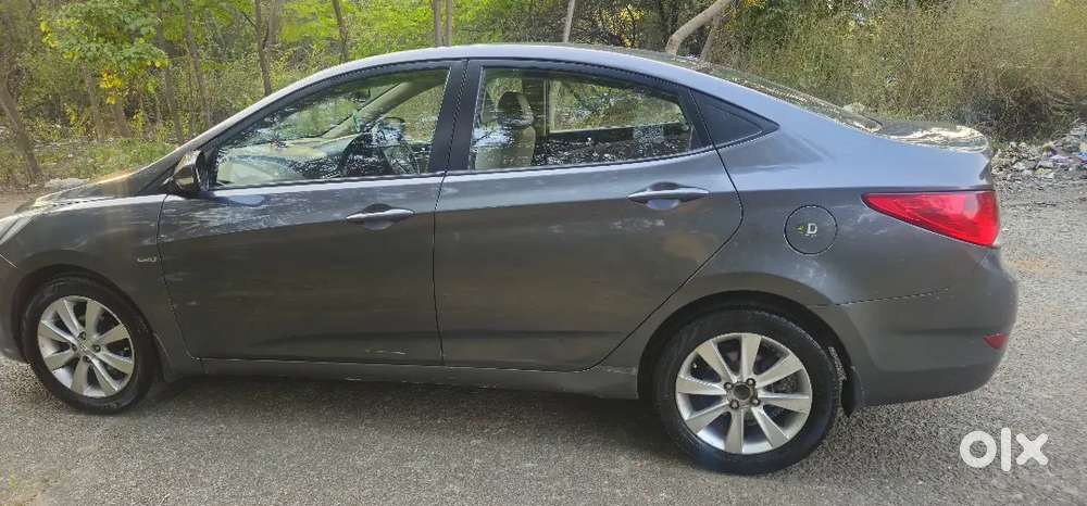 Hyundai Verna Fludic Model 1.6 Crdi Sx With Good Condition