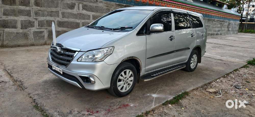 Toyota Innova 2.0 Vx 8 Str, 2011, Diesel