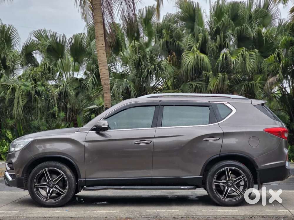 Mahindra Alturas G4 4wd At, 2019, Diesel