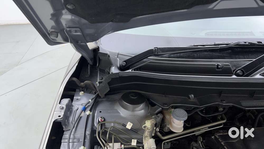 Maruti Suzuki Vitara Brezza 1.5 Lxi, 2025, Petrol