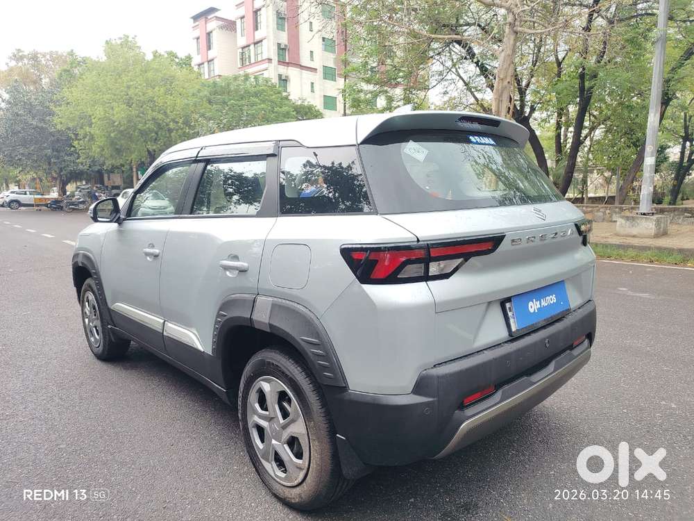 Maruti Suzuki Brezza 1.5 Vxi Cng, 2025, Cng & Hybrids