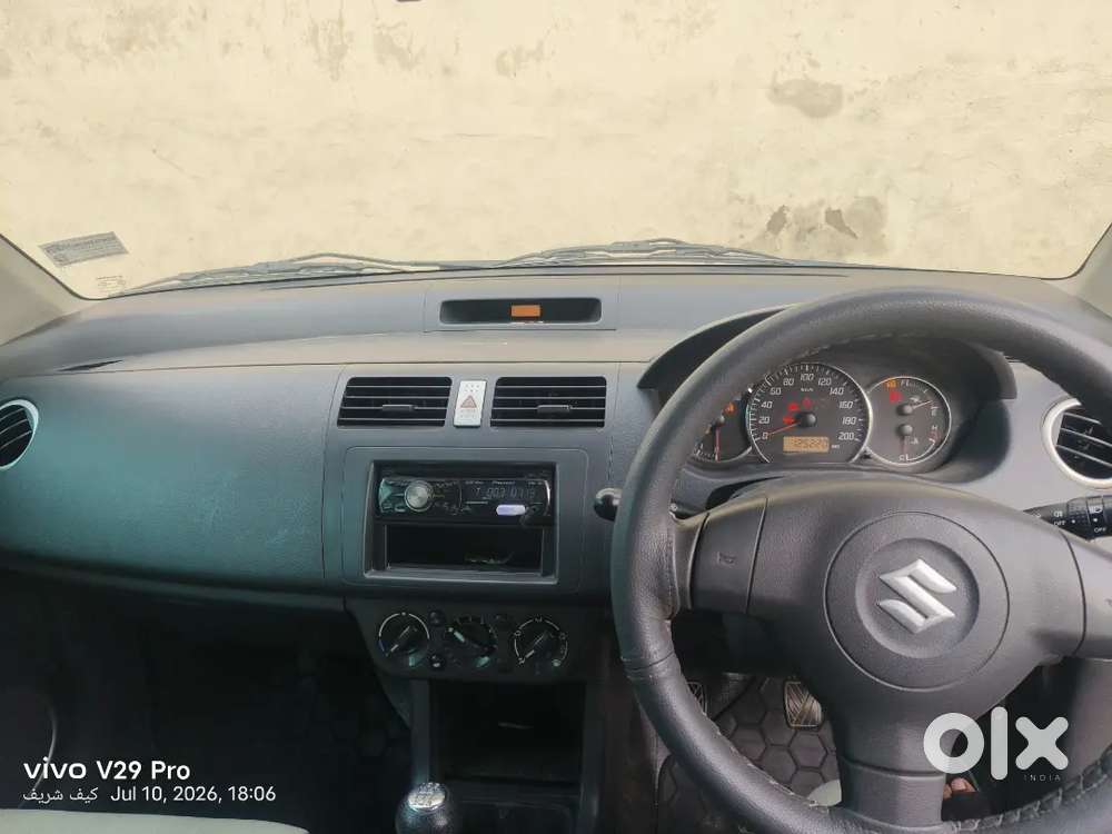 Swift 1.3 Vxi Maruti 2011