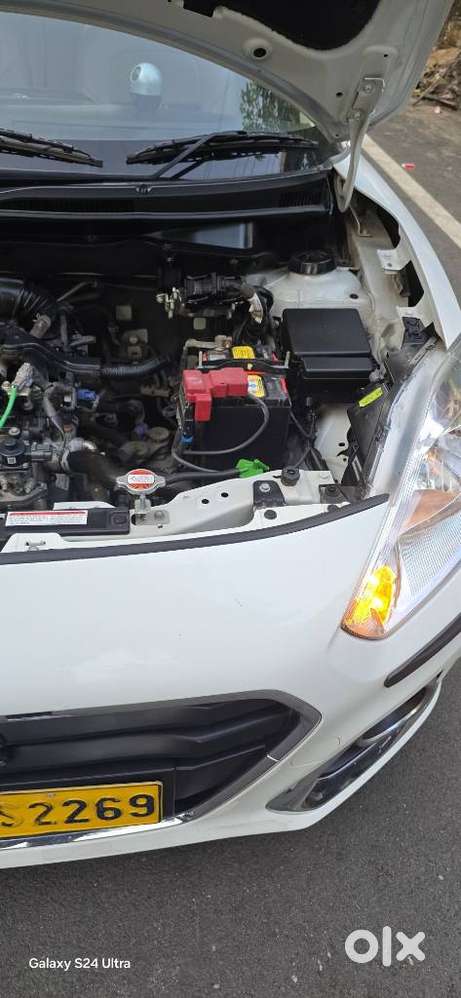 Maruti Suzuki Dzire 1.2 Vxi, 2023, Petrol