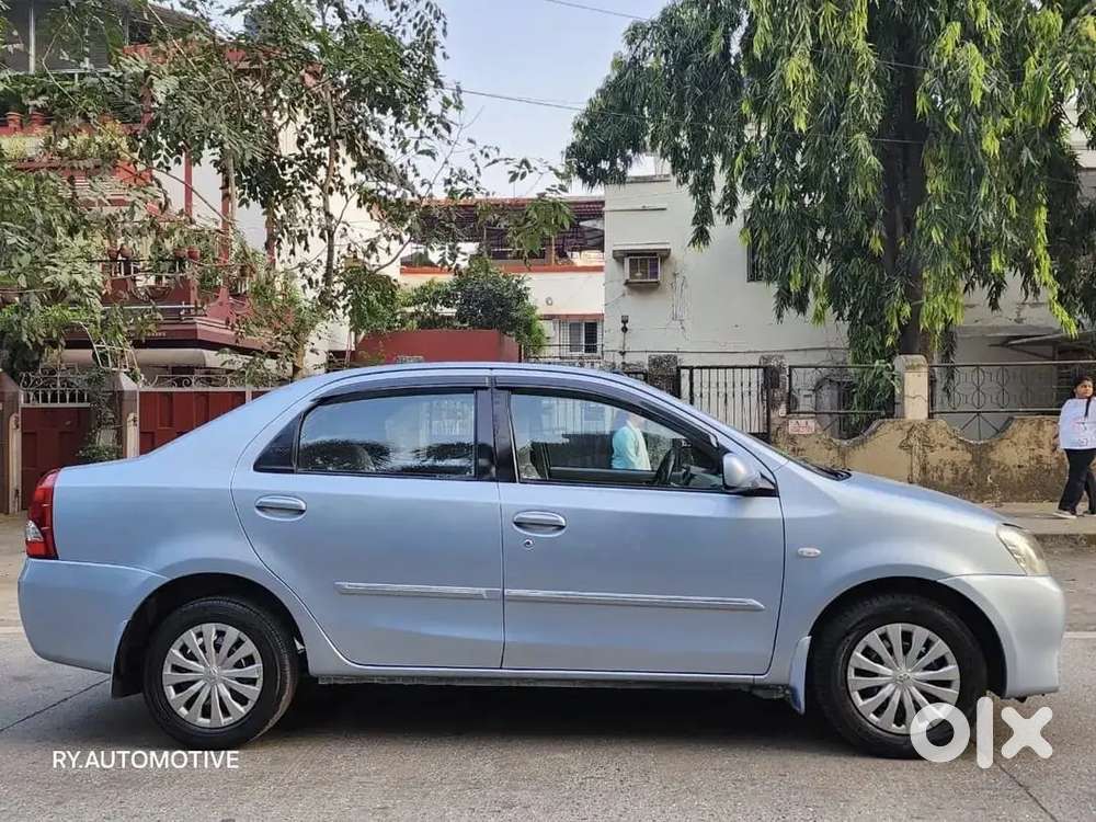 Toyota Etios 2011 Petrol+ Cng  69000 Km Driven