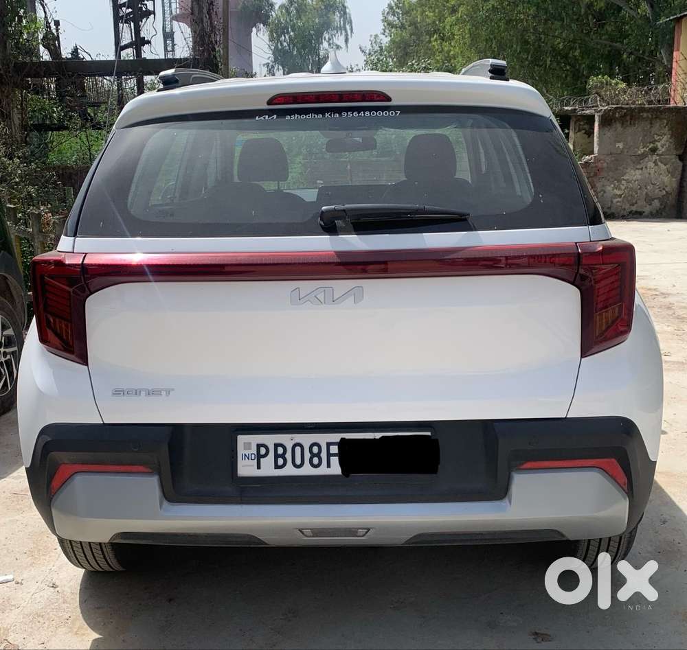 Kia Sonet Htk(o)  , Model-- Single Owner, Low Km Driven,fully Serviced