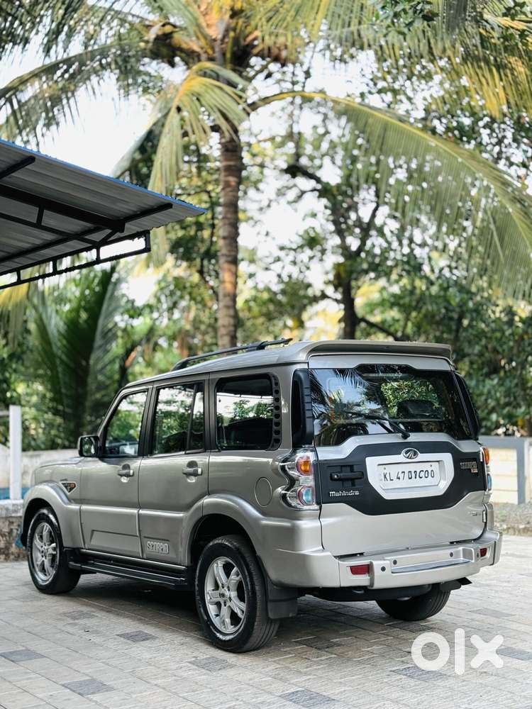 Mahindra Scorpio S10 7 Seater, 2015, Diesel