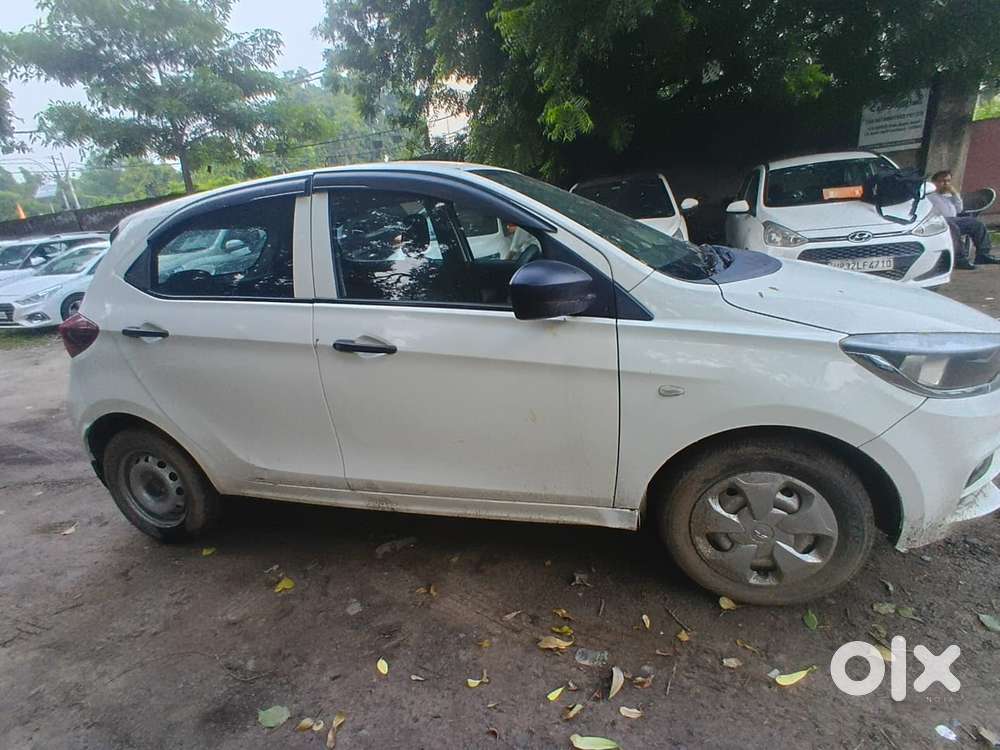 Tata Tiago 1.05 Revotorq Xe, 2022, Petrol