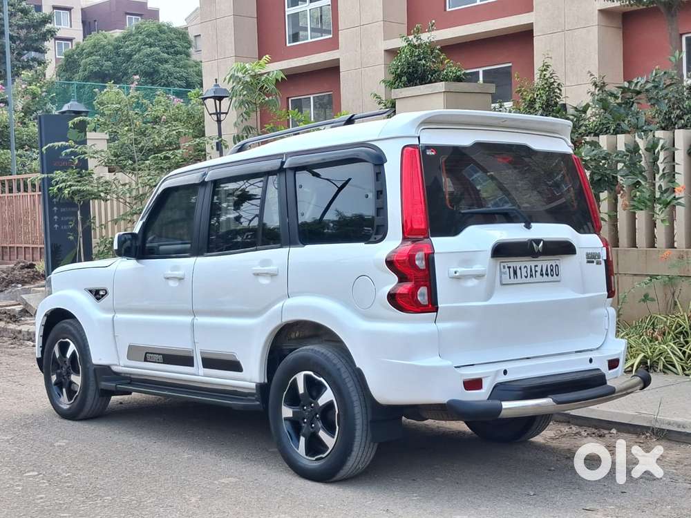 Mahindra Scorpio Classic 2.2 S 11 Mt 7 Str, 2024, Diesel
