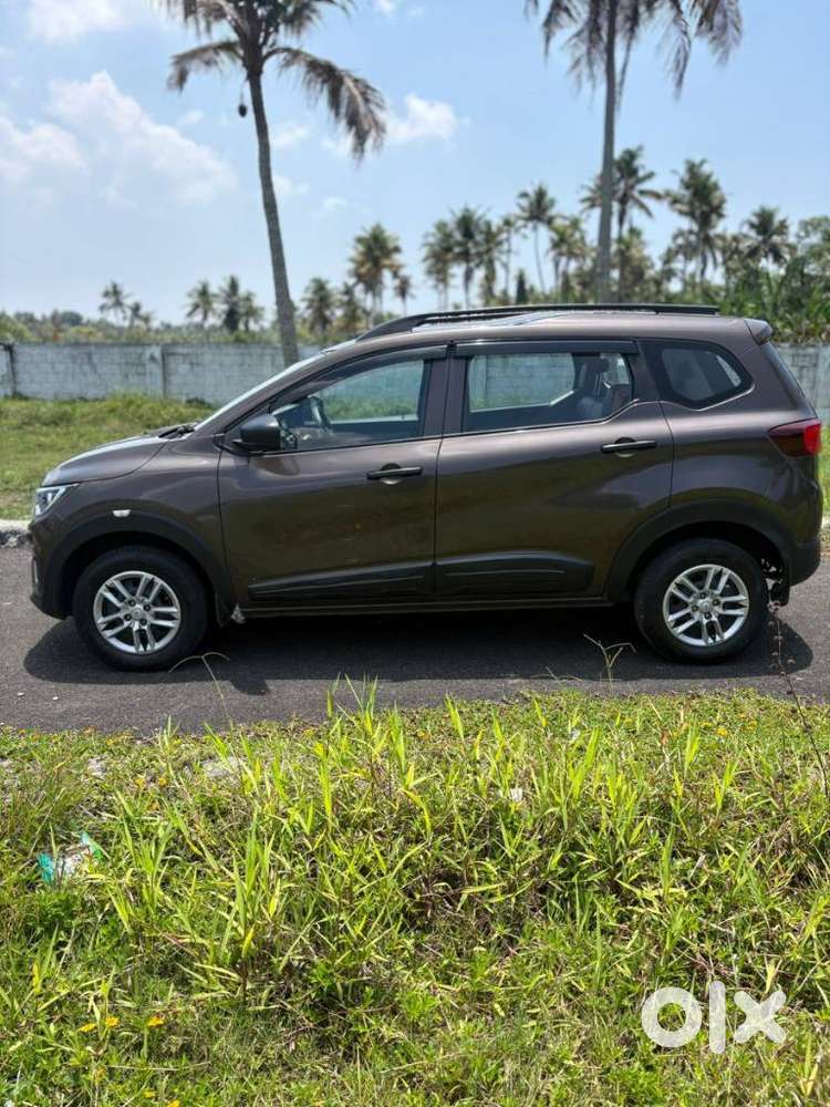 Renault Triber Rxl, 2021, Petrol