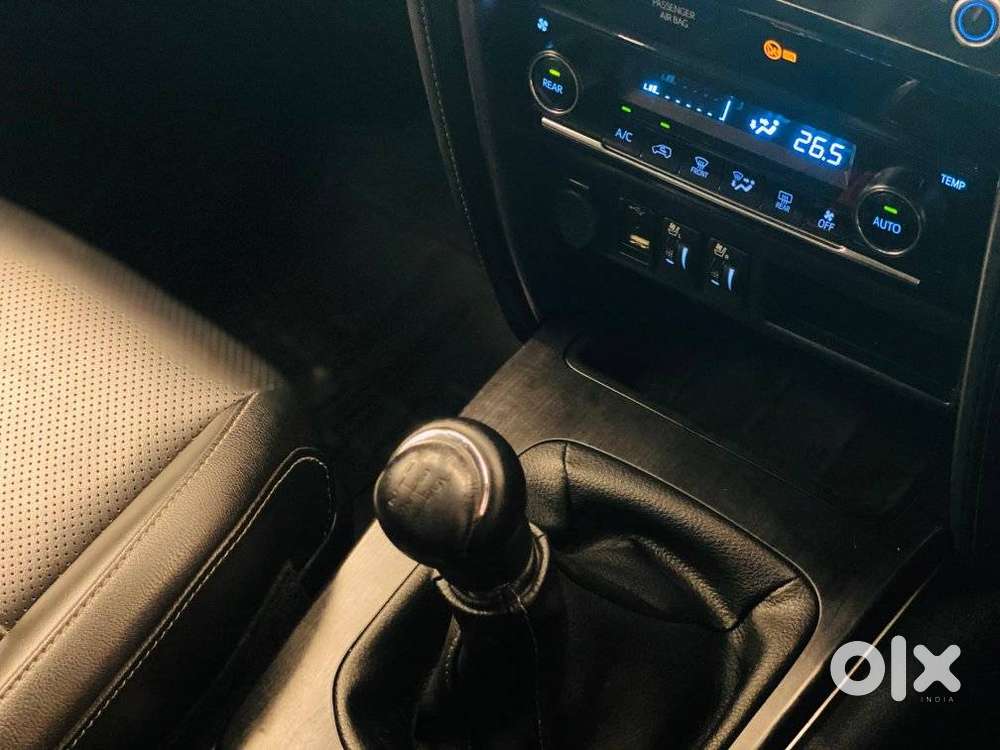 Toyota Fortuner 4x2 Mt 2.7 Petrol, 2021, Petrol