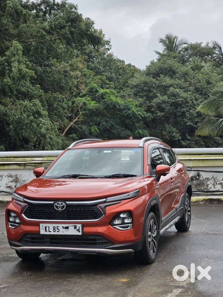 Toyota Urban Cruiser Taisor V 1.0 Petrol Mt, 2024, Petrol