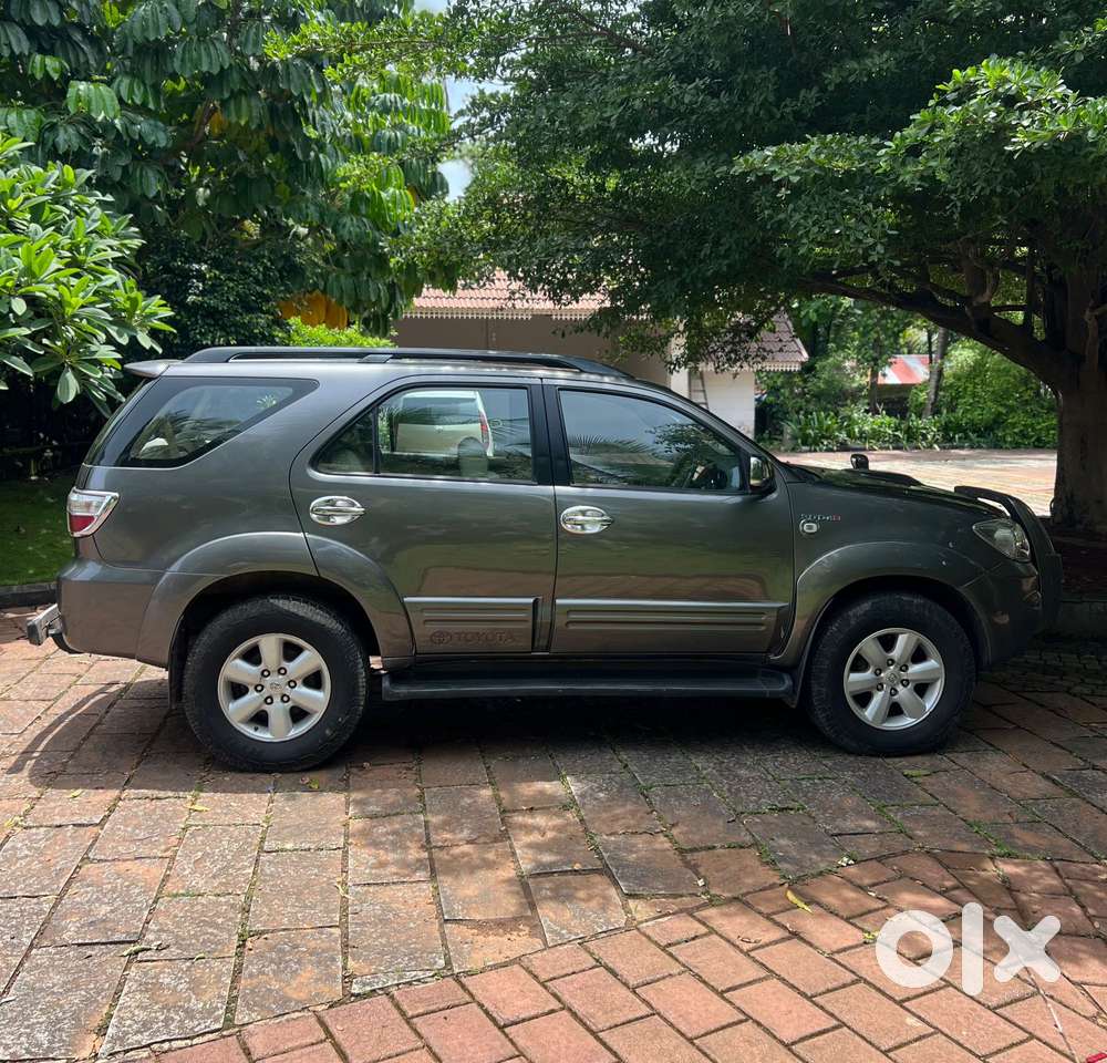 Toyota Fortuner 3.0 4x4 Manual, 2010, Diesel
