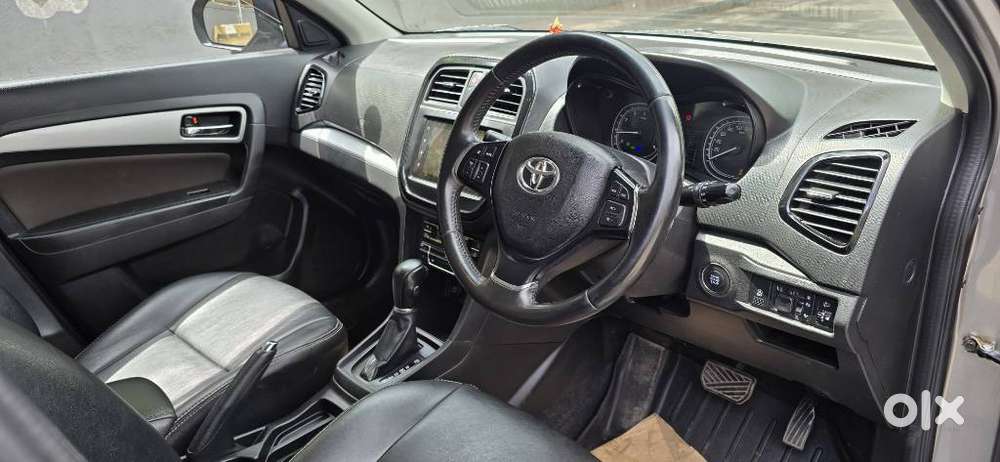 Maruti Suzuki Brezza 1.5 Vxi At Smart Hybrid, 2021, Petrol