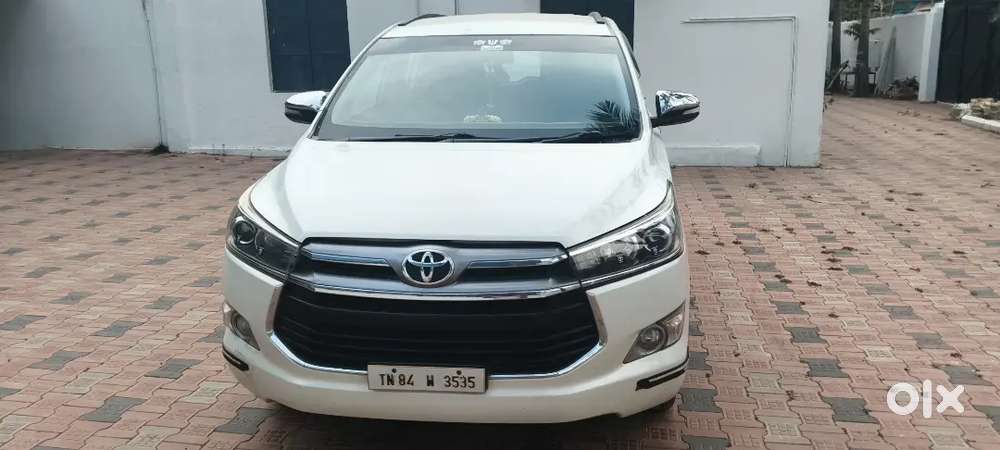 Innova Crysta 2.4 Z